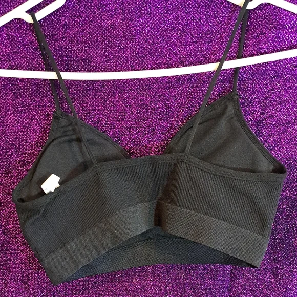 Black Ribbed Bralette - Picture 2 of 2